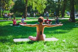 Joga v knjižnici